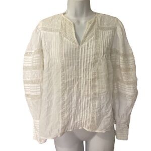 Karen Kane antique white top. S